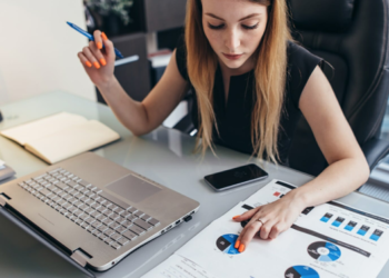 The legal requirements regarding naming your LLC