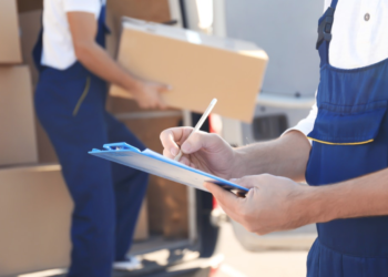 What are the several ways to recognize the best nationwide movers?