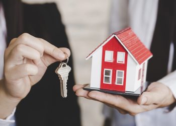 Top 6 Things to Do Before Selling a Home